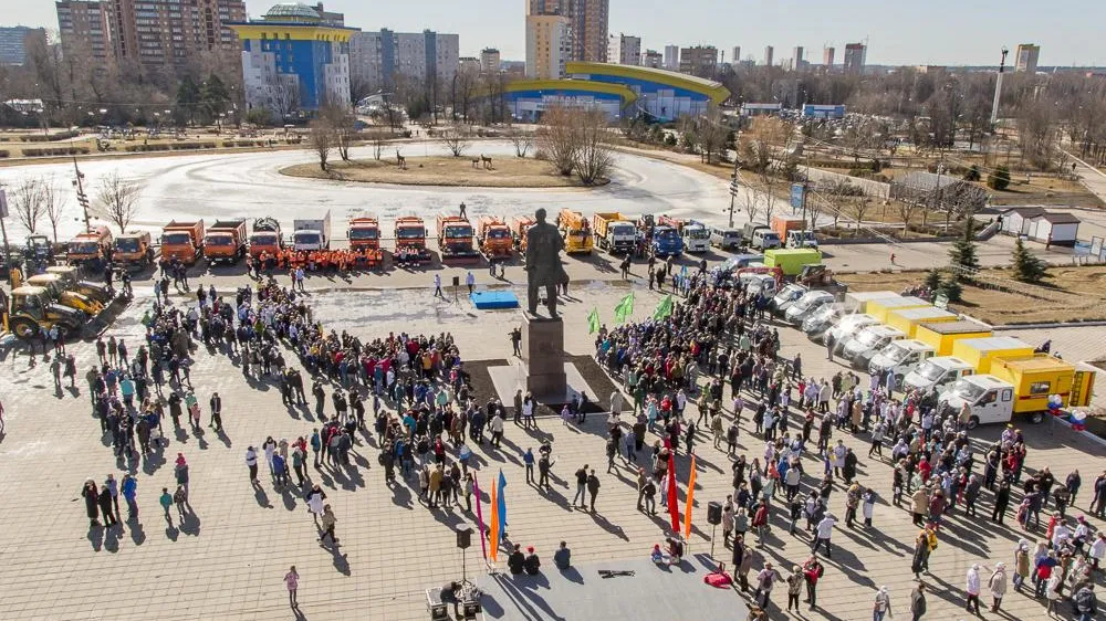 Весенний парад коммунальной техники прошел в Одинцовском городском округе