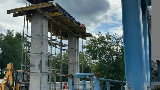 В Королеве завершили армирование опор перехода у станции Подлипки-Дачные