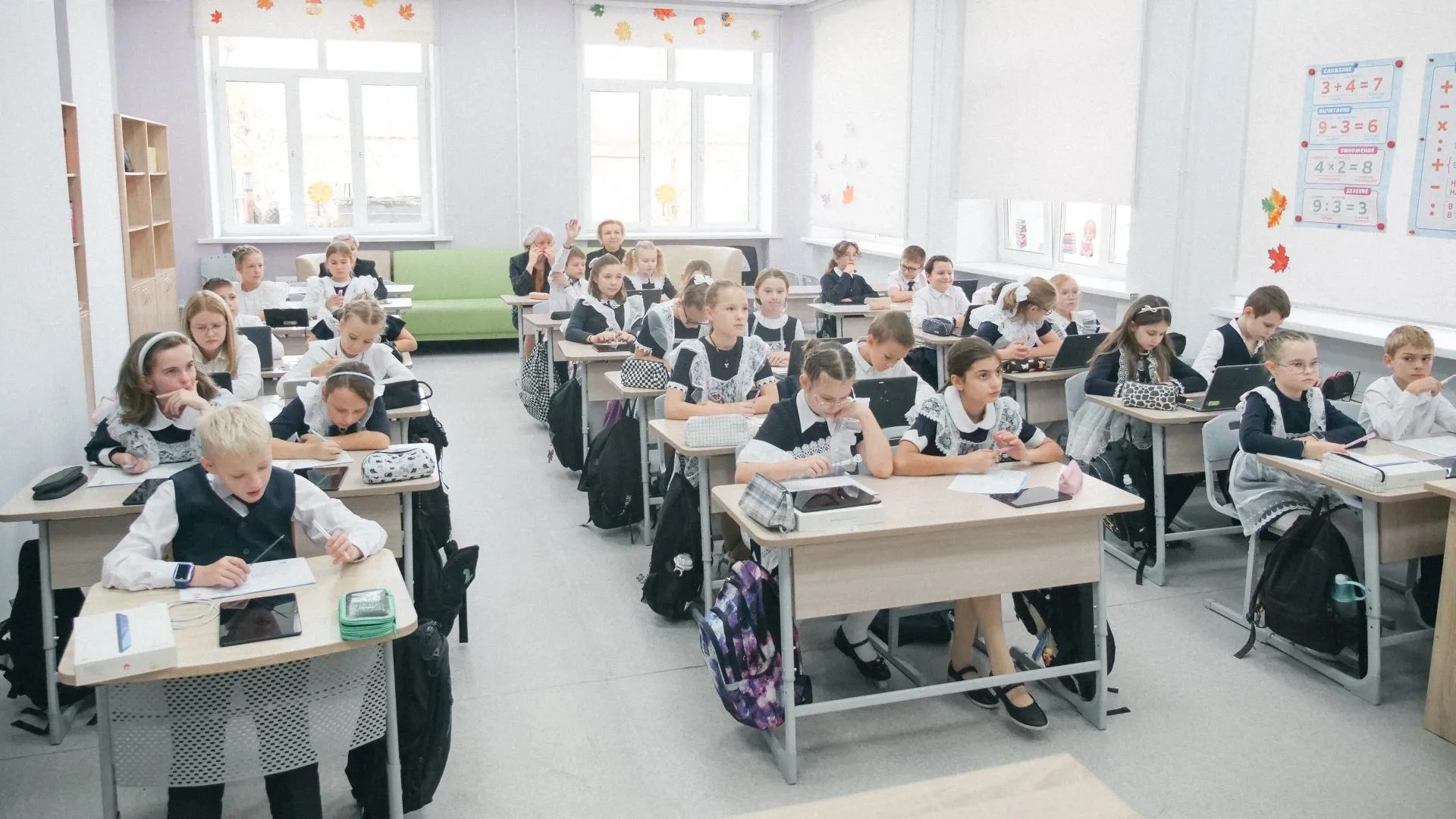 Ученики лицея № 4 в Люберцах осваивают цифровую грамотность на киберуроках