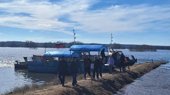 В Луховицах ограничили движение на Белоомутской переправе из-за паводка