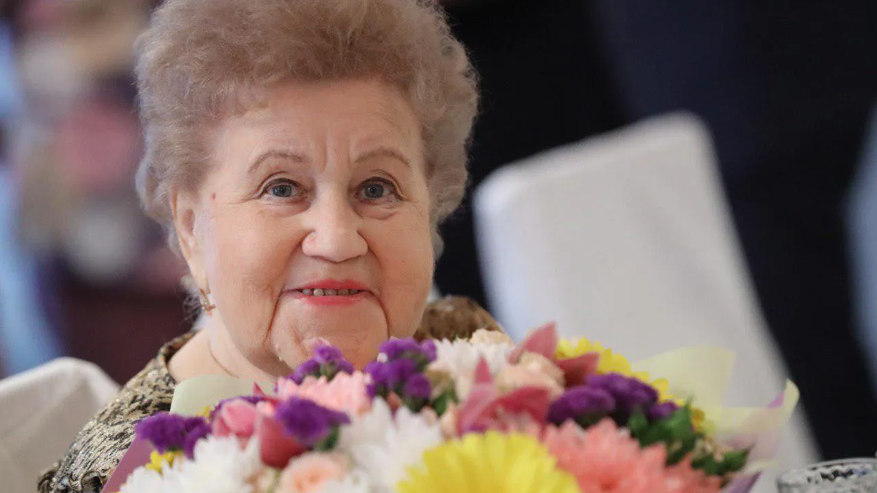 Воробьев и Мацуев поздравили жительницу Клина с 90‑летием
