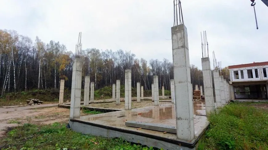 Школа‑долгострой в ЖК «Каскад Парк» Подольска готова на 40%