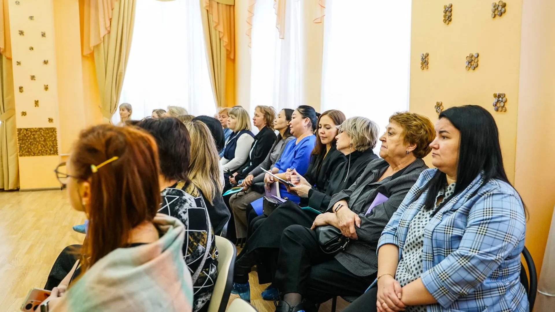 В Химках Подмосковья провели конференцию по дошкольному образованию