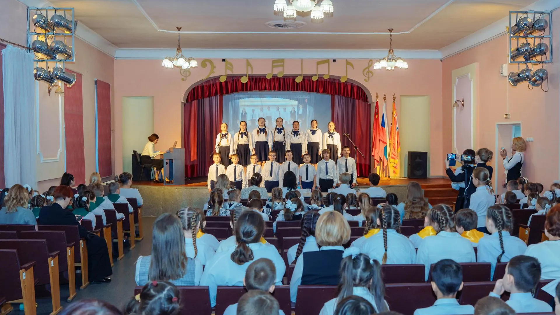 В Орехово-Зуеве выбрали финалистов фестиваля «Поющее Подмосковье»