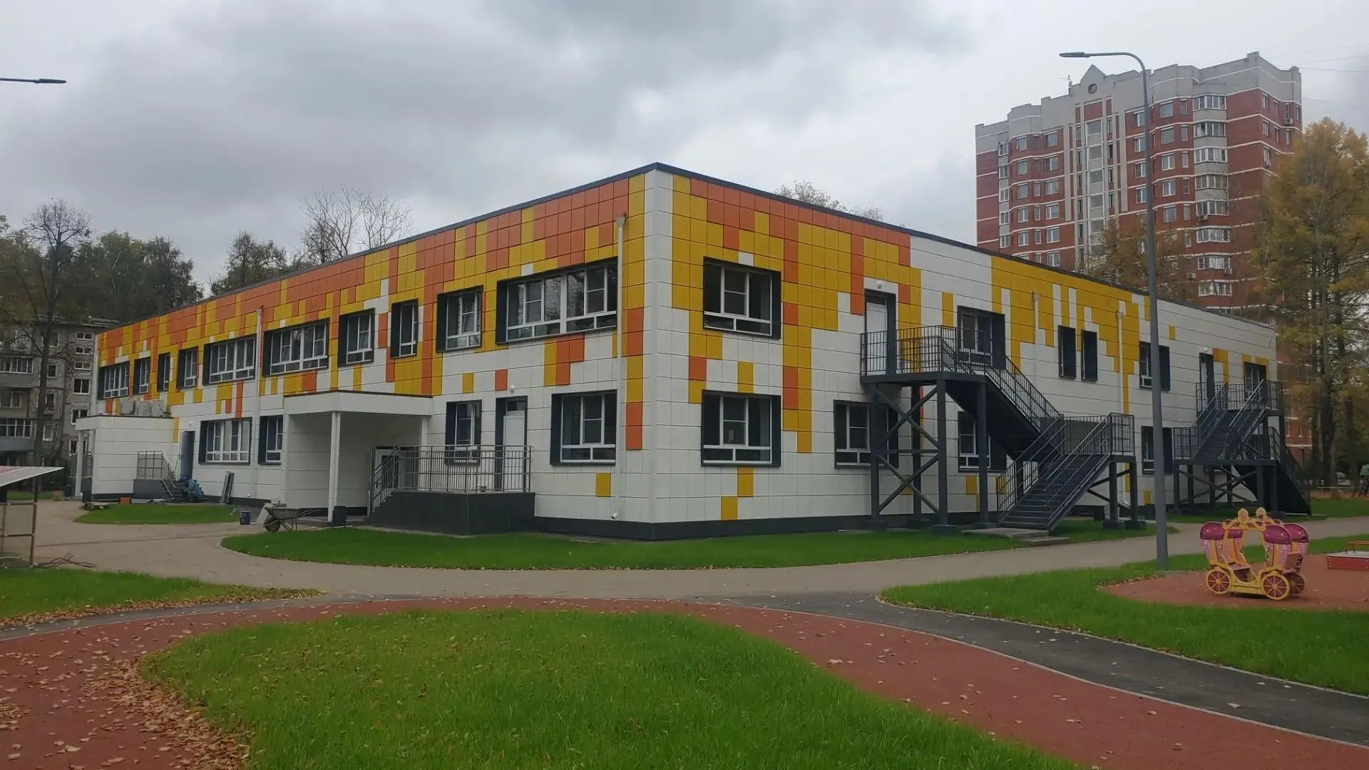 В Подольске завершают капремонт детского сада при школе № 12