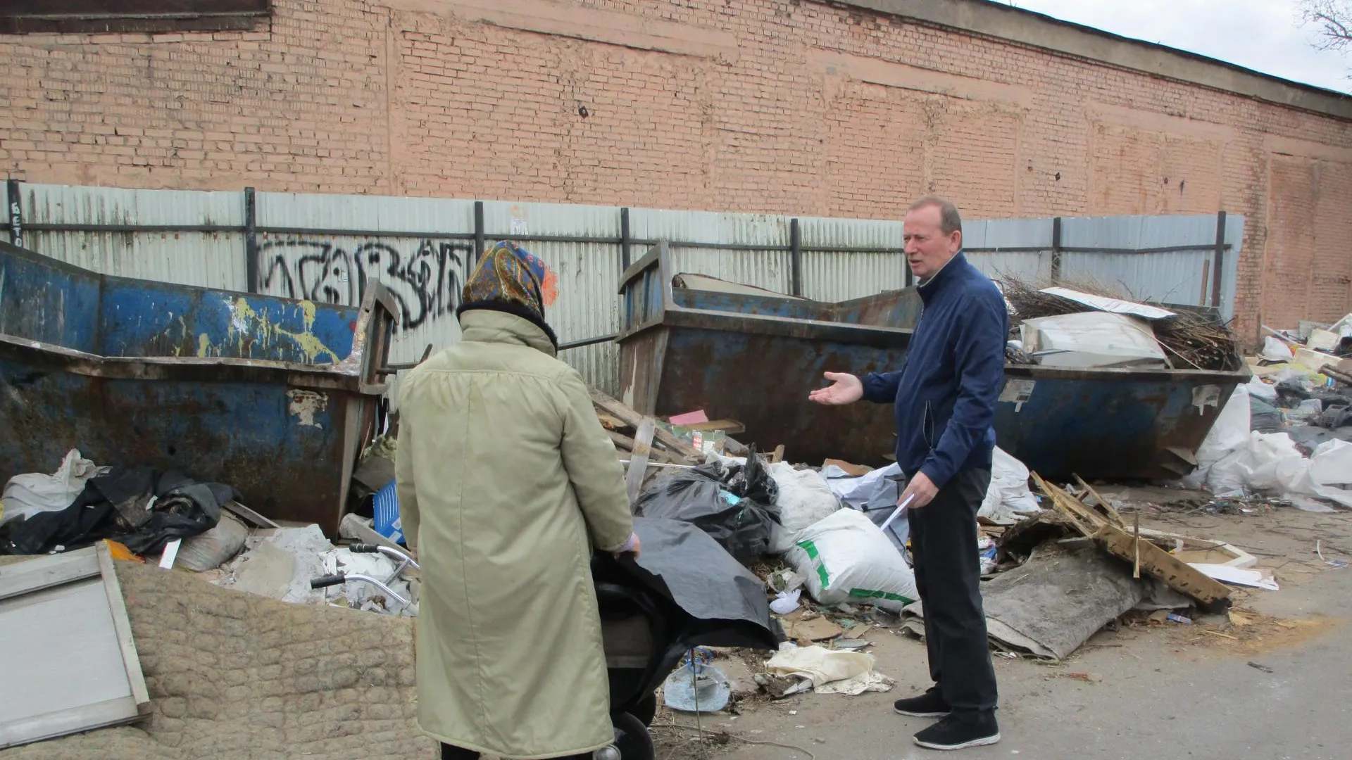 Нарушения по вывозу мусора выявили в Истре в ходе проверки Госадмтехнадзора