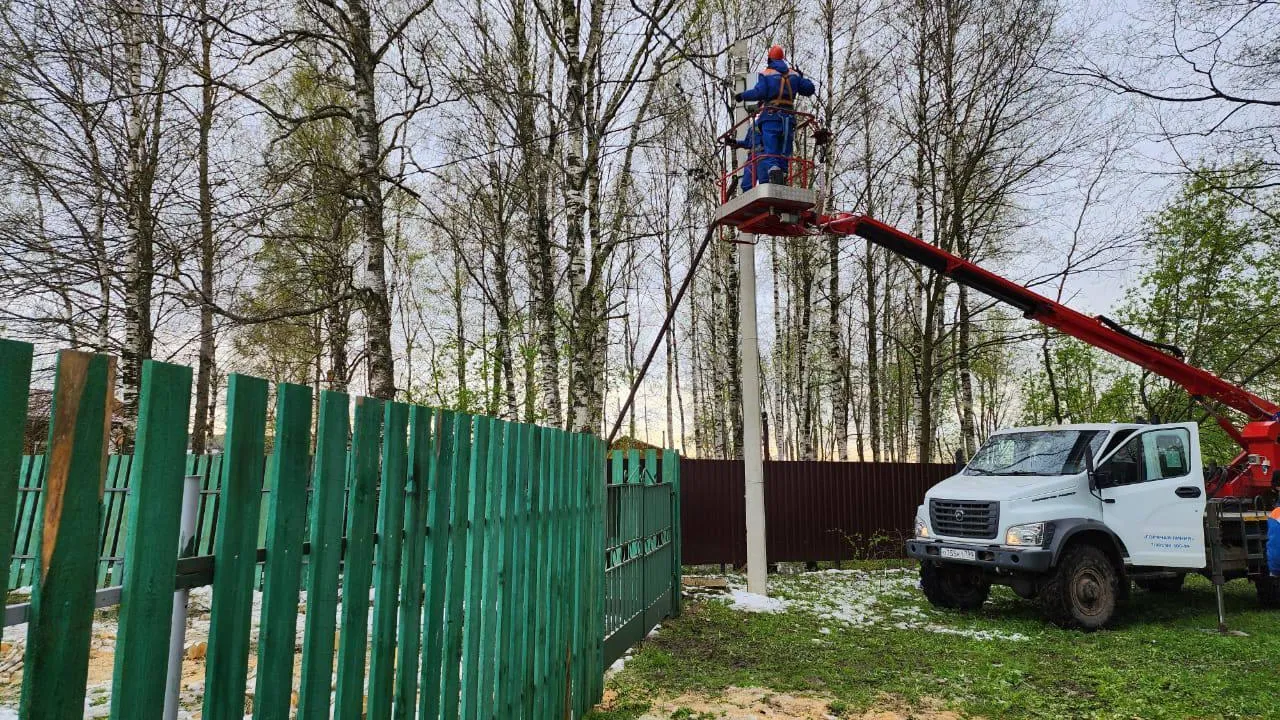«Мособлэнерго» устранило 162 технологических нарушения после майского снегопада