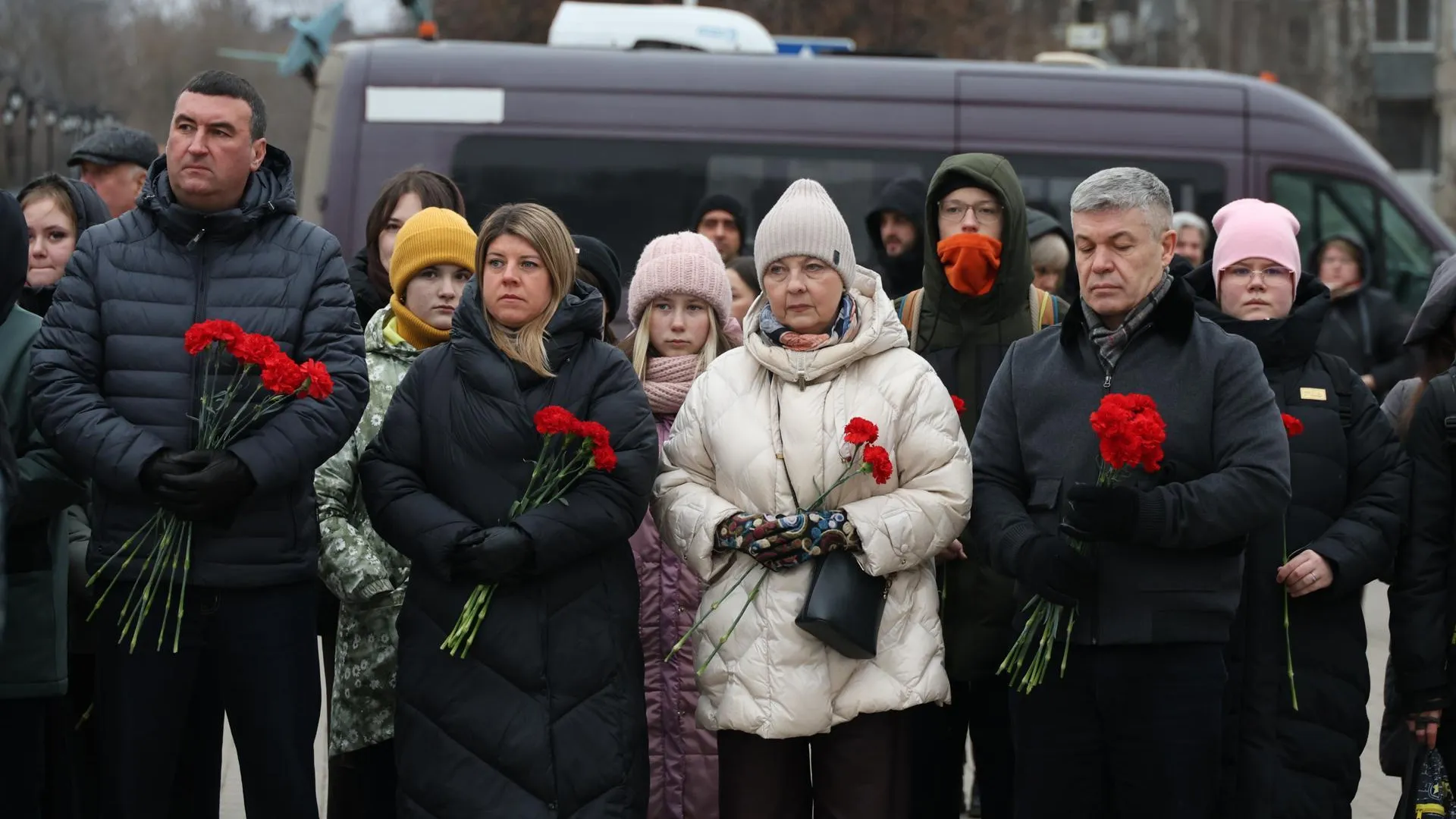 Жители Павлово-Посадского округа почтили память Героев Отечества 9 декабря