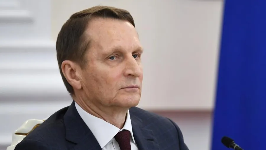 Нарышкин: Запад приставит к Зеленскому спецпосланника по Украине