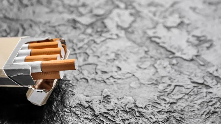 Топовые марки сигарет исчезнут из российских табачных магазинов в 2026 году