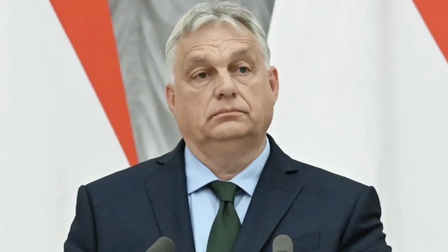Орбан: Зеленский пытается заставить Венгрию отказаться от энергоносителей РФ