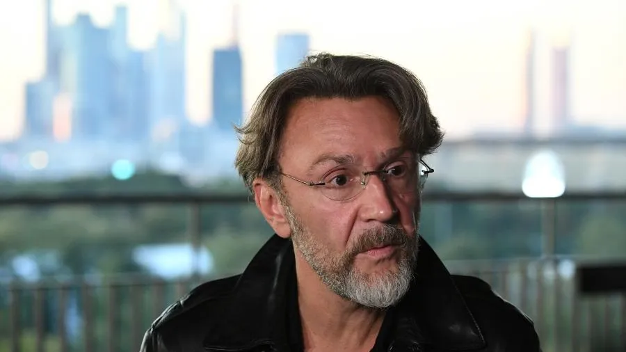 Сергей Шнуров назвал любимую строчку в своем творчестве