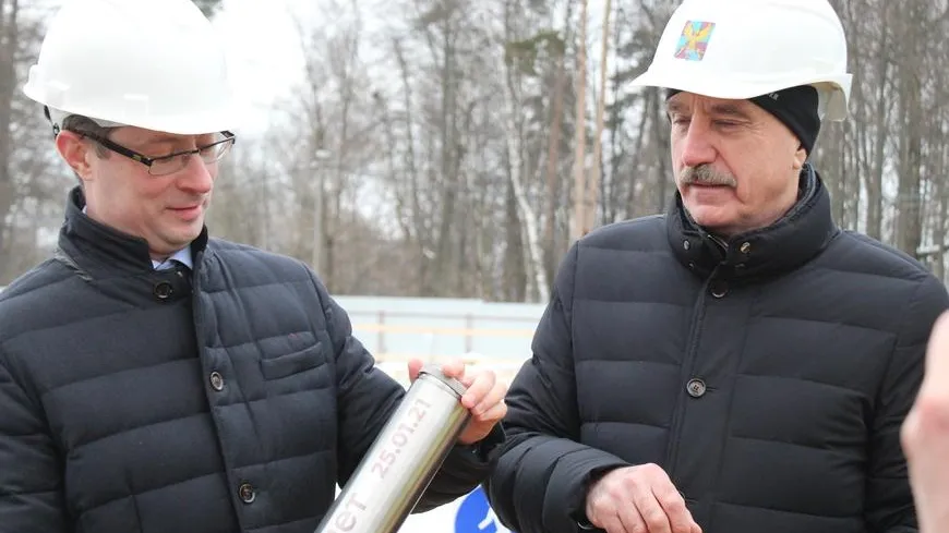 Капсулу времени заложили на месте будущей поликлиники в микрорайоне Зенино Люберец