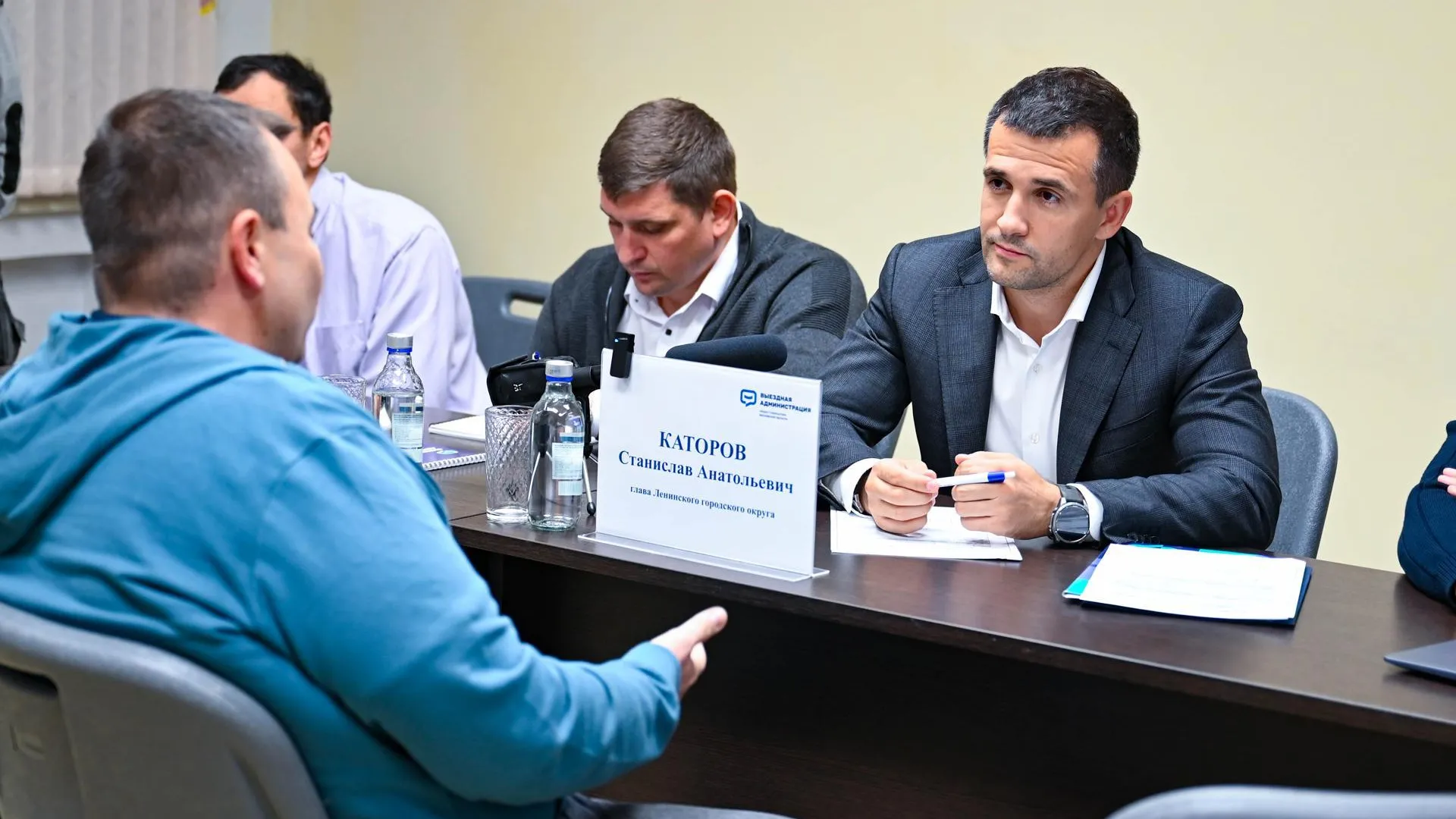 Вопросы установки остановки обсудили на встрече с жителями в Ленинском округе