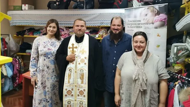 В Подольске освятили благотворительный склад для помощи беременным и многодетным