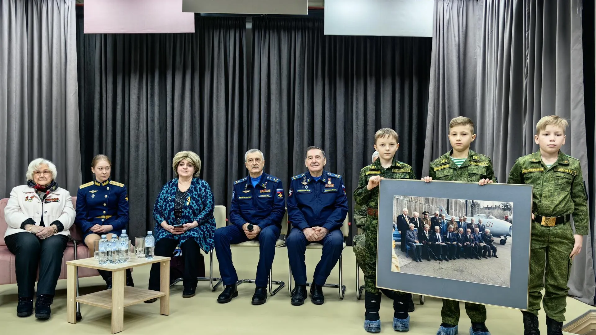 В щелковском центре «Романтик» состоялся урок мужества с Героями России