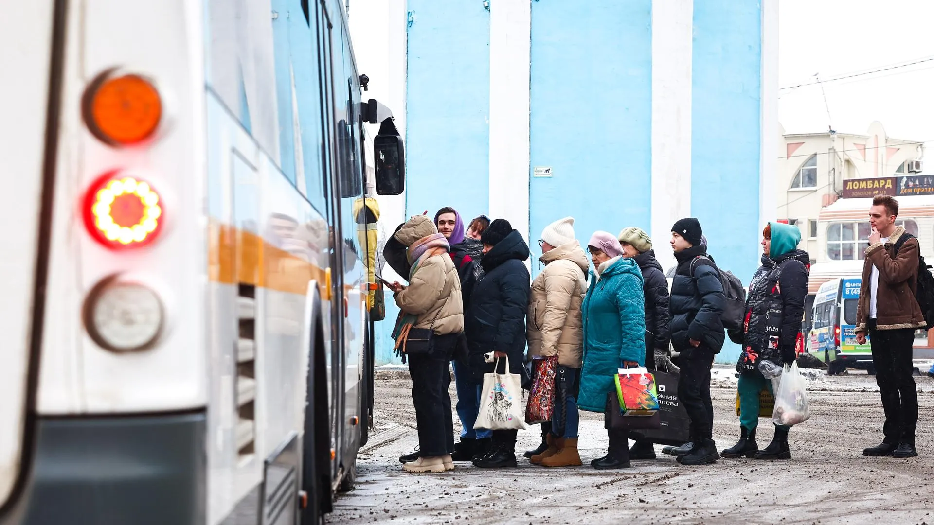 Перевозчикам Подмосковья ограничили возможность использовать синие автобусы