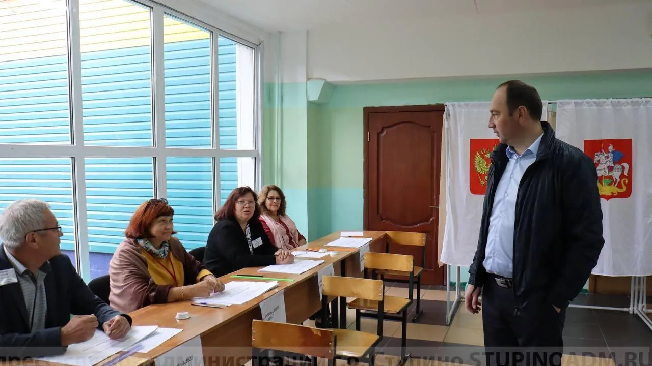 Глава Ступина проверил работу избирательных участков в округе