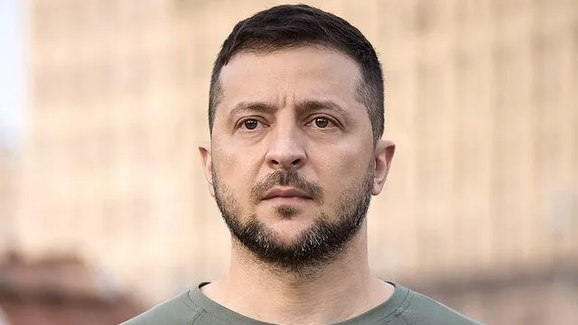 Зеленский заявил о риске «цунами» и раскола Украины в случае проведения выборов