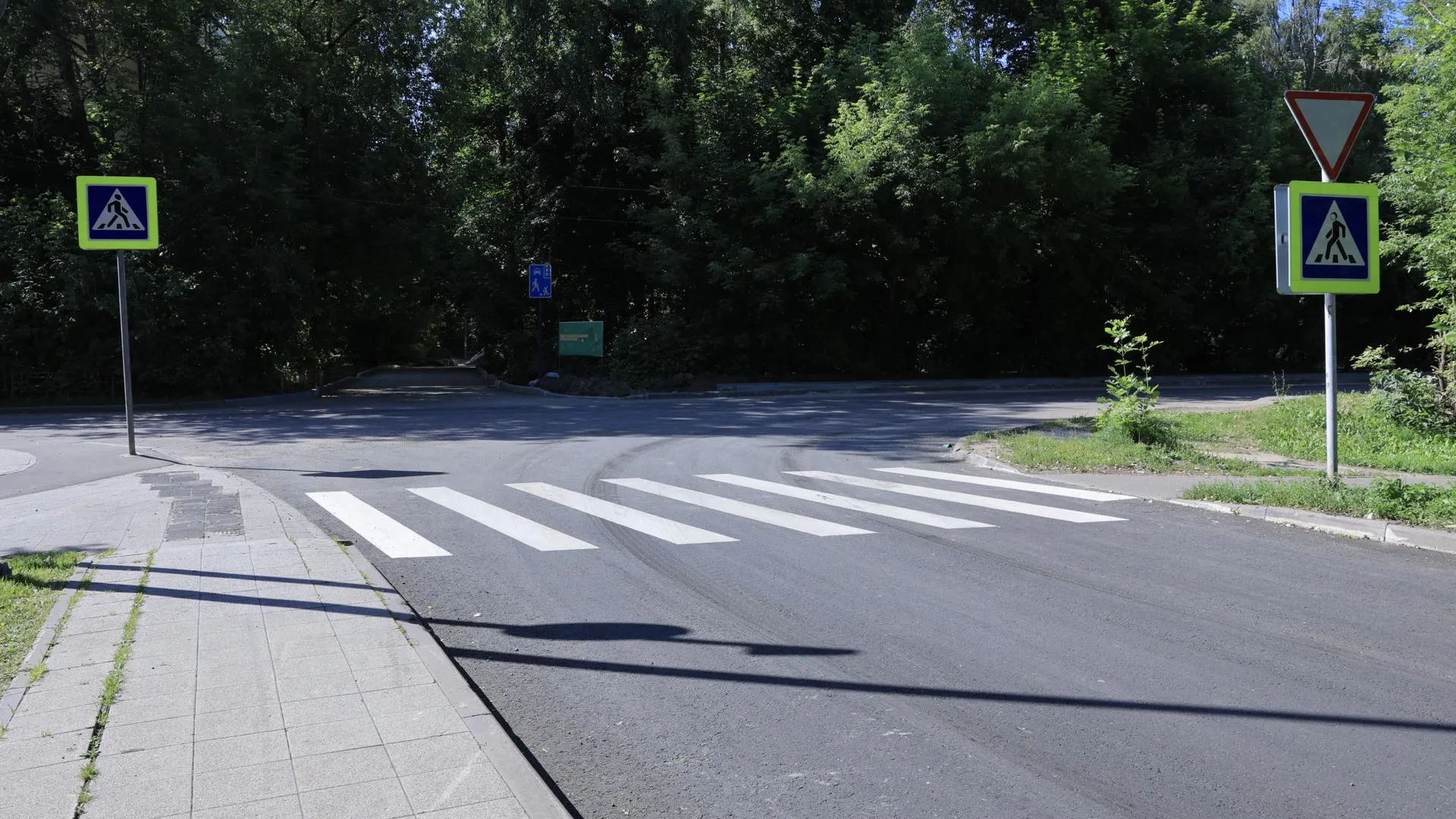 В Королеве завершили ремонт Институтского проезда