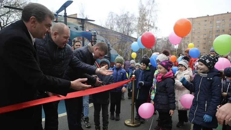 Новый игровой комплекс открыли в микрорайоне Железнодорожный Балашихи