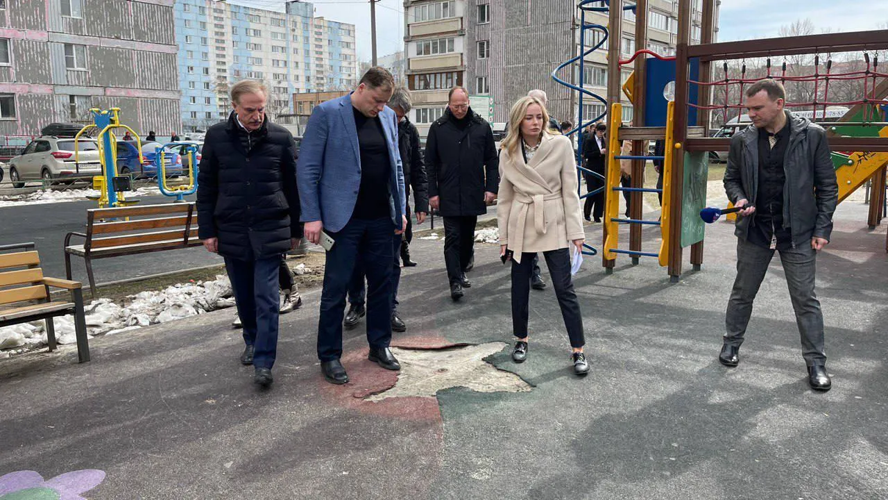 Администрации Люберец поручили навести порядок во дворах и убрать мусор