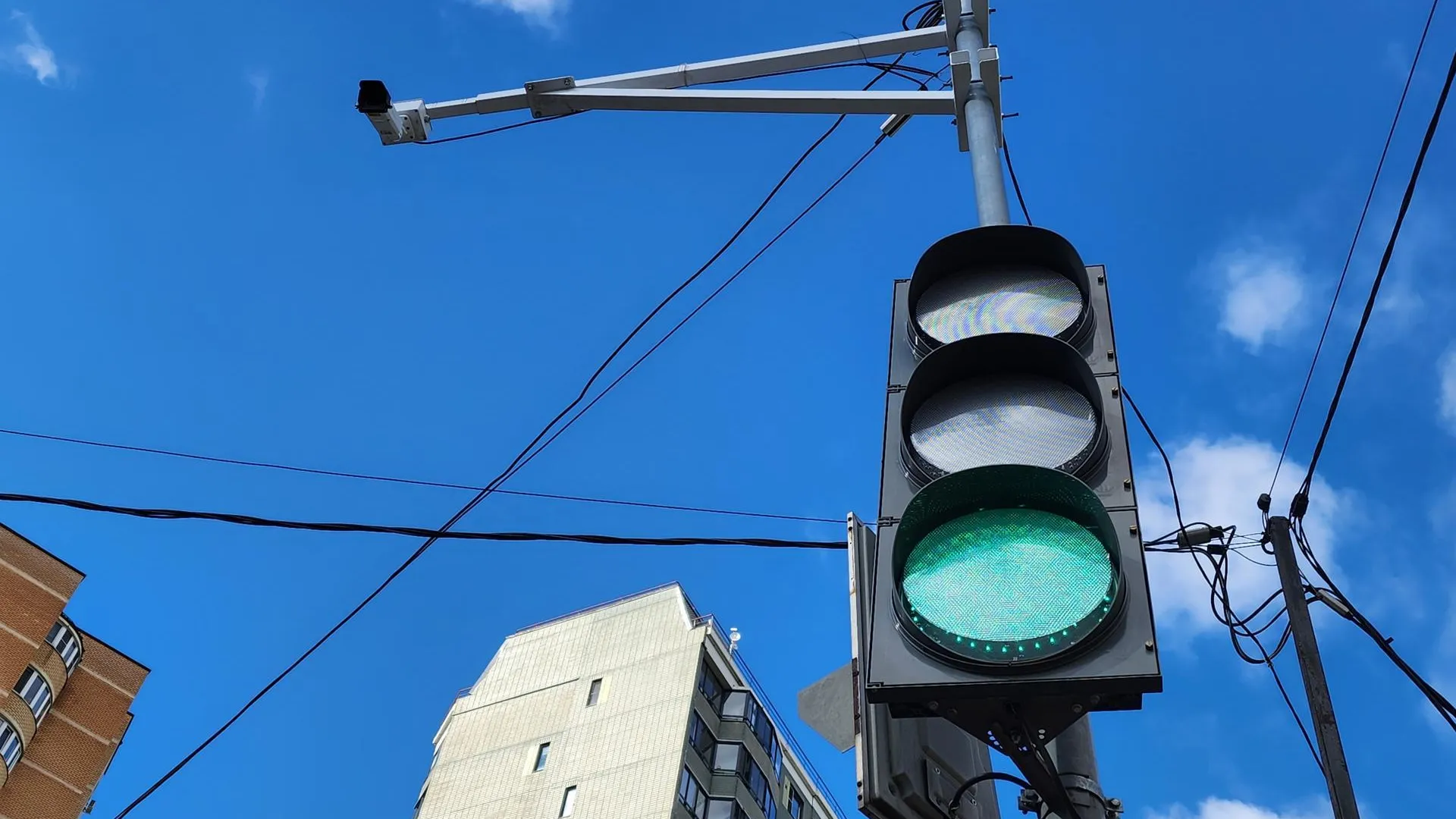 Мосавтодор отремонтировал светофоры в 11 округах Подмосковья