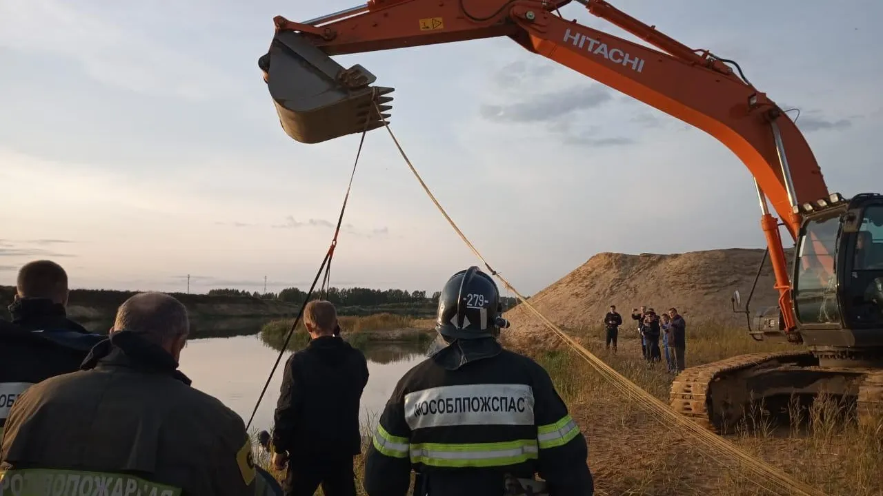 Самолет совершил жесткую посадку в подмосковном Щелкове