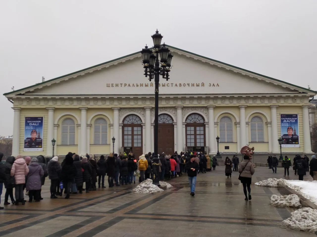 Илья Евсюков