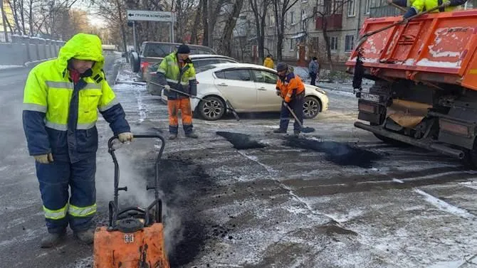 На дорогах Люберец заделали более 12,2 тыс ям в 2024 году