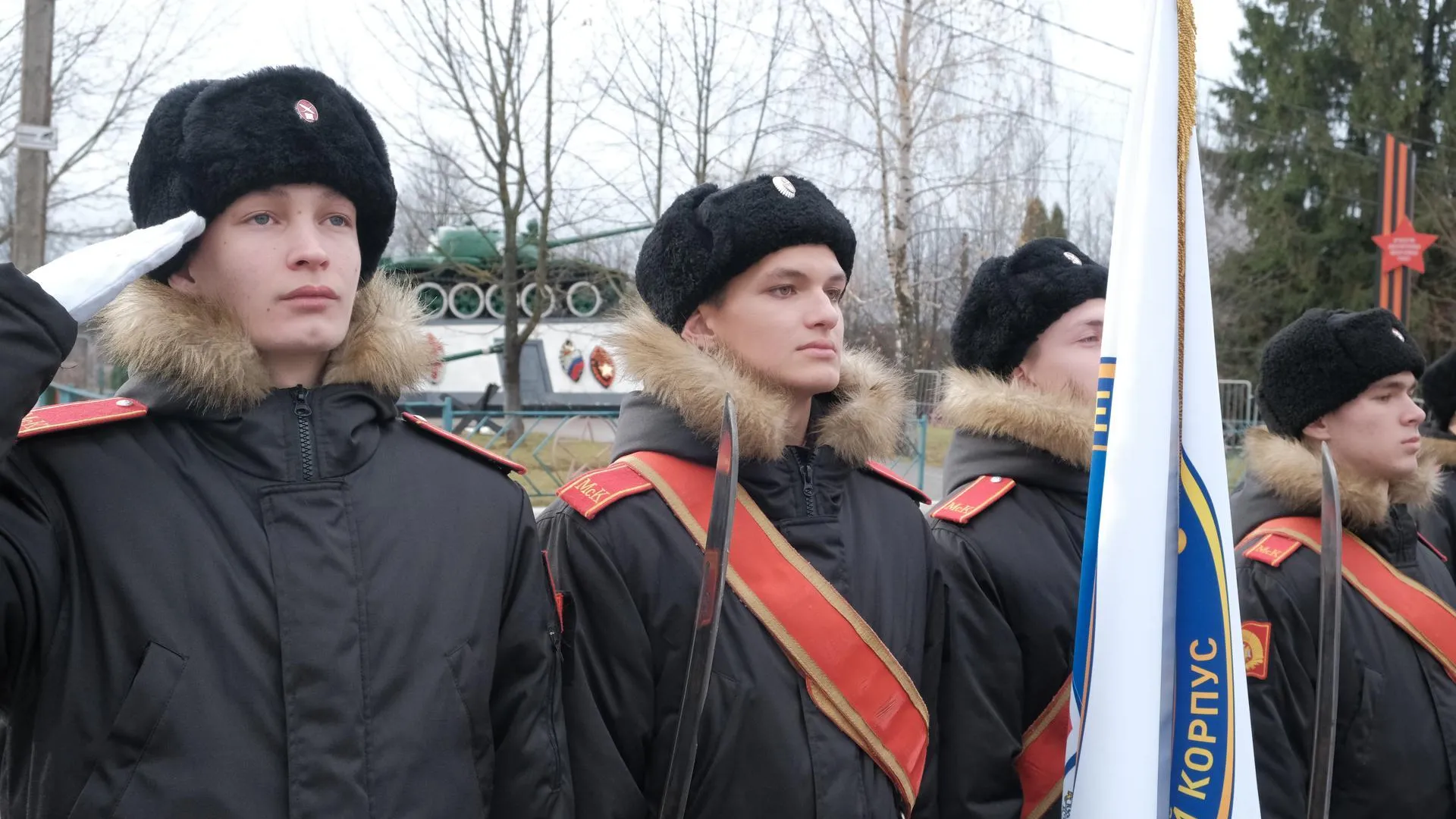 Кадеты Красногорска почтили память героев обороны Москвы