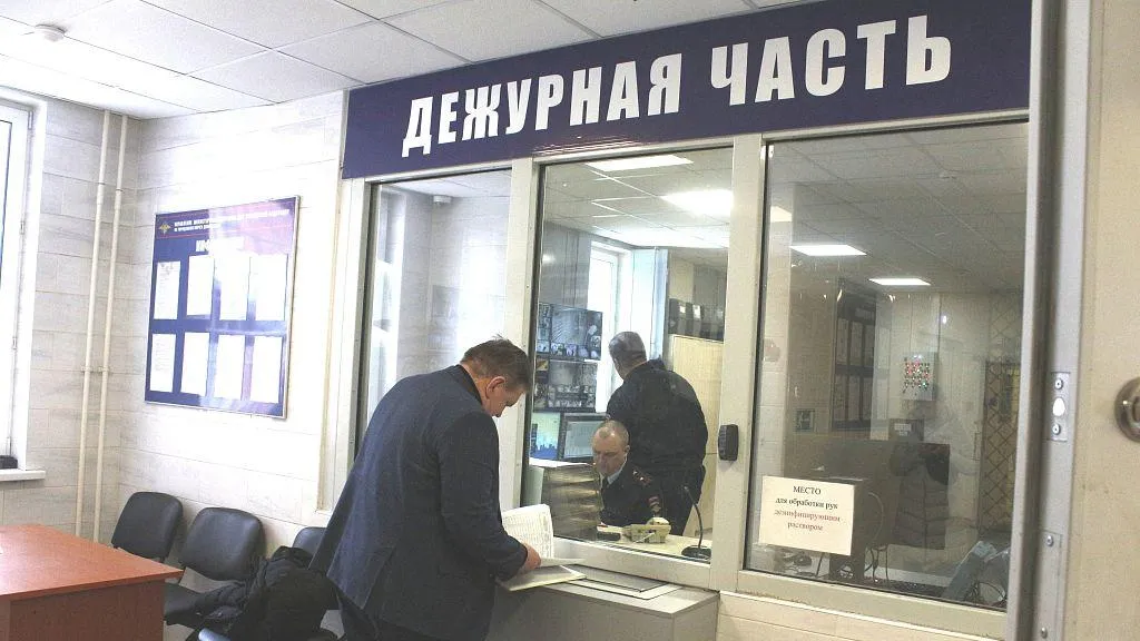 В Домодедово председатель Общественного совета проверил работу дежурной части