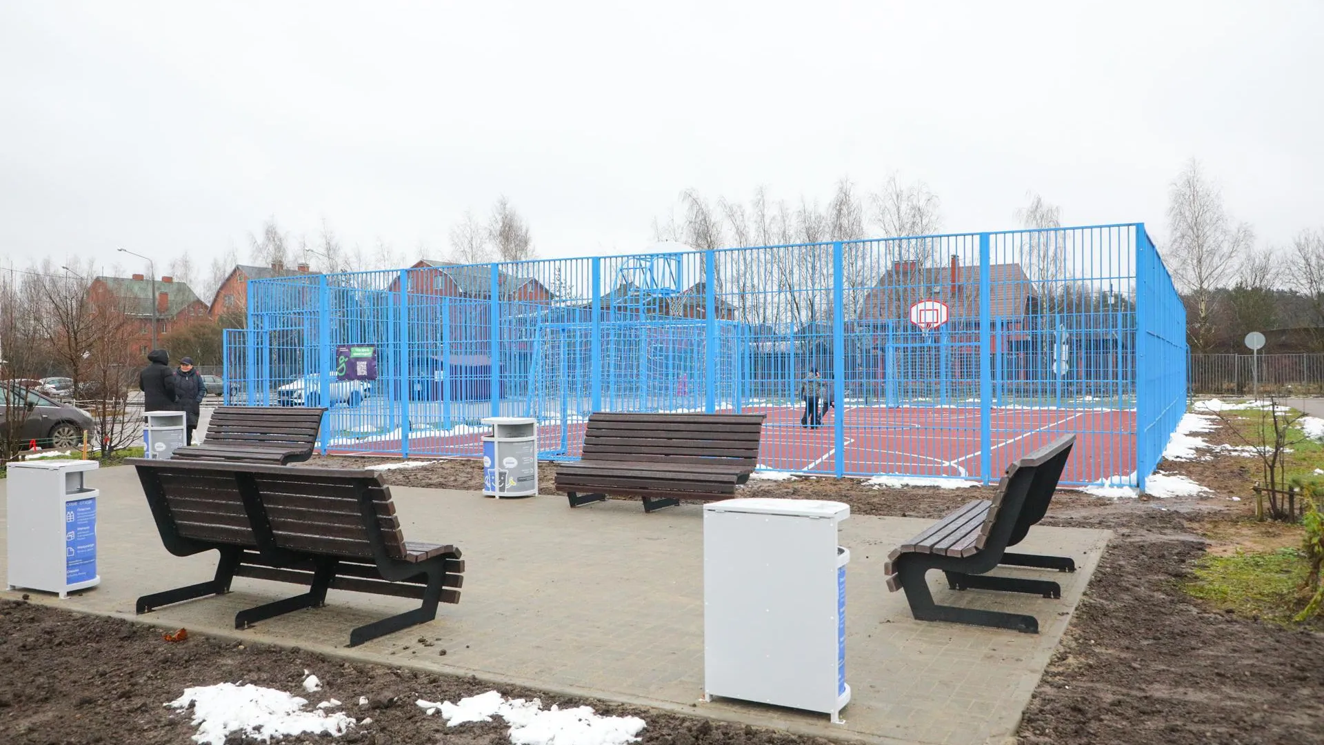 В Балашихе открыли универсальную спортивную площадку