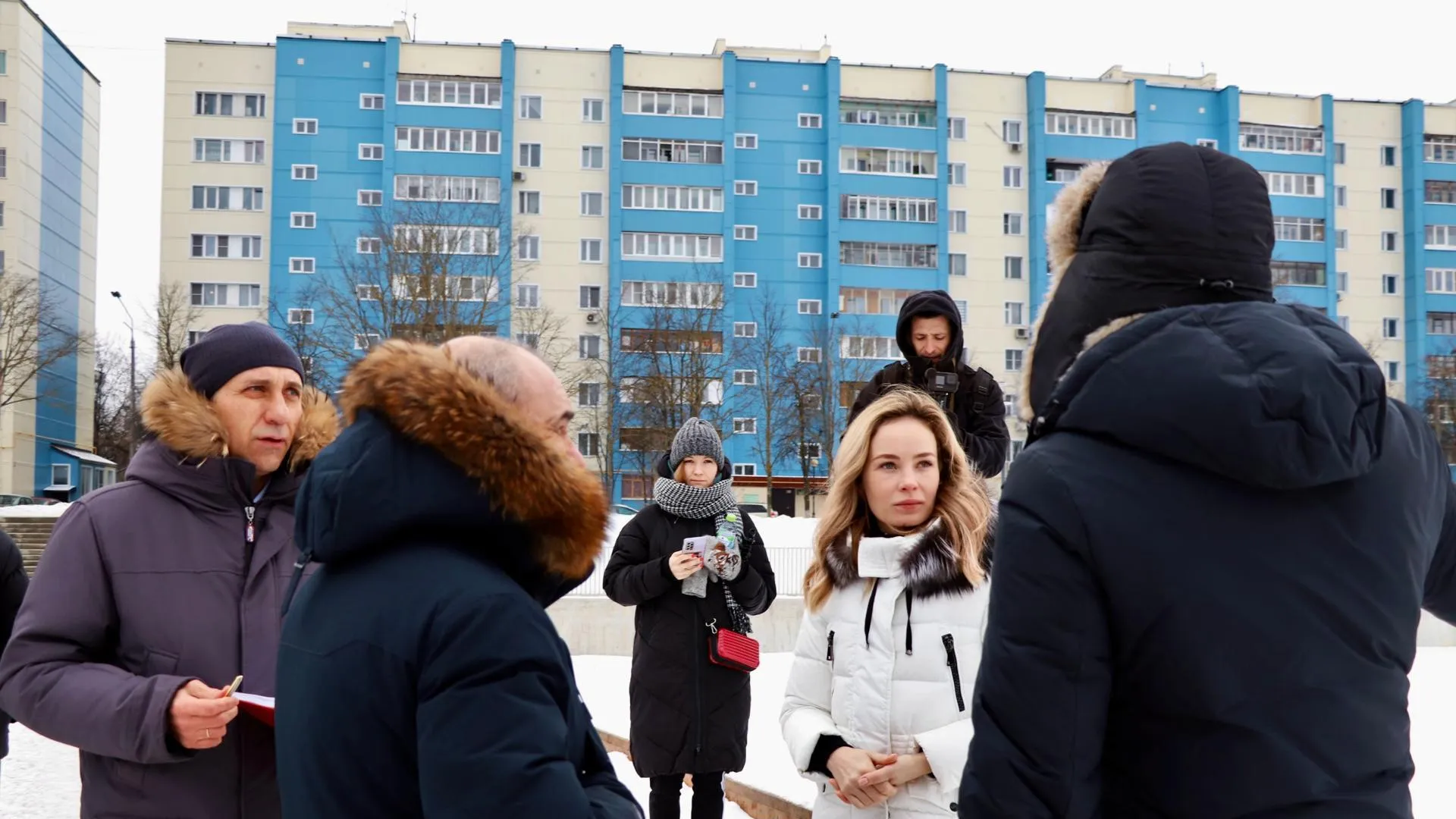 Аипова отметила, что в Краснознаменске не хватает коммунальщиков для уборки дворов