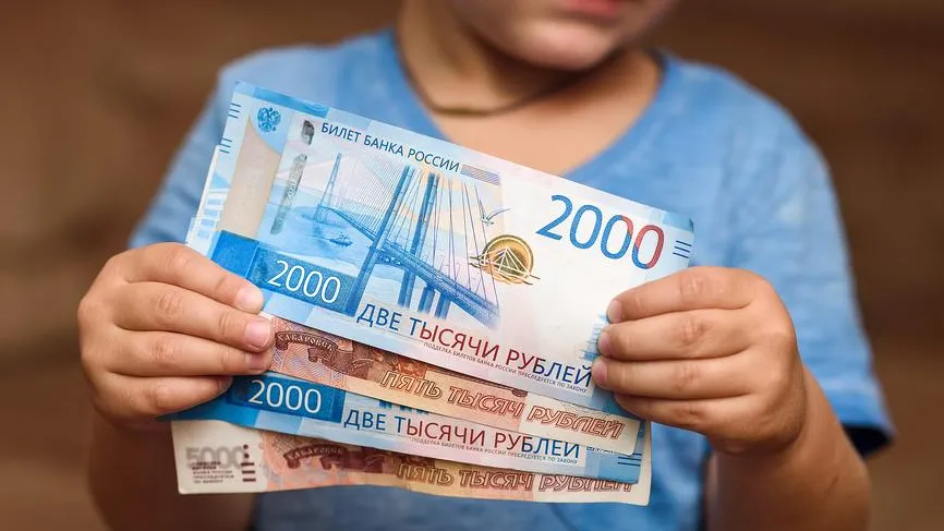 Как и когда рассказывать детям о деньгах