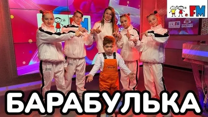 13-летний исполнитель хита «Барабулька» начал выступать на корпоративах