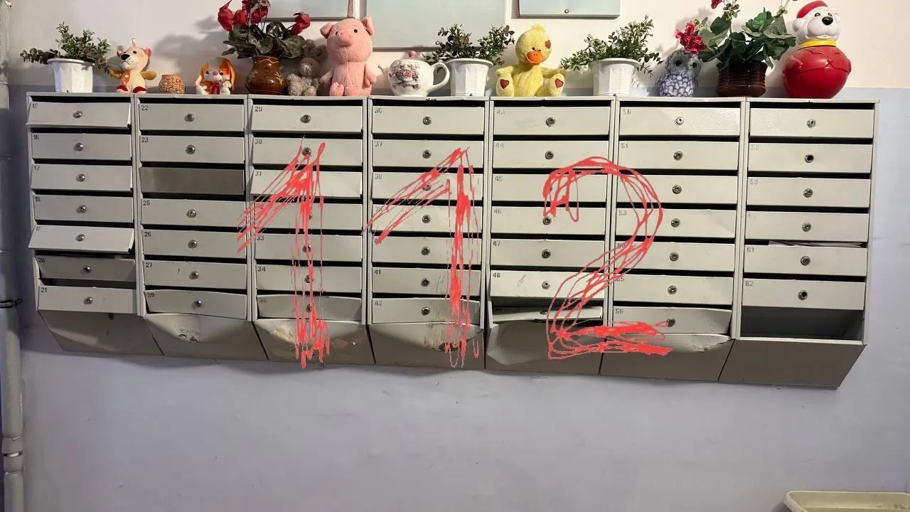 Рычал, громил авто, ударил депутата: неадекват устроил «веселую» ночь в Ижевске