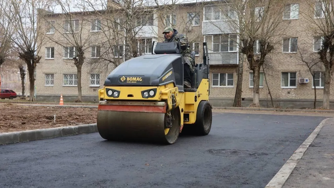 В подмосковном поселке Большевик расширят дорогу по улице Ленина