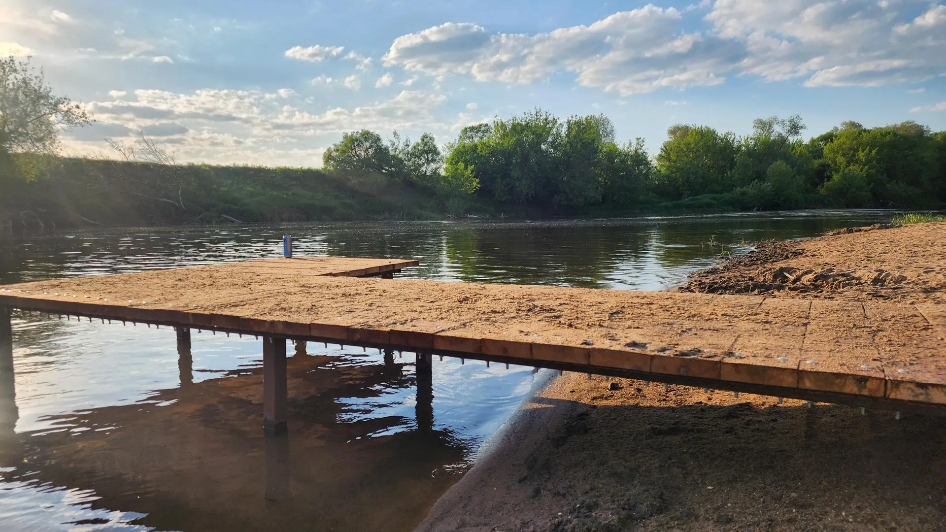 Два причала возвели на берегу Москвы-реки в Звенигороде