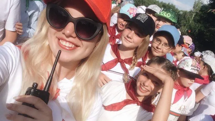 В Подольске прошла торжественная линейка в честь открытия фестиваля загородных лагерей
