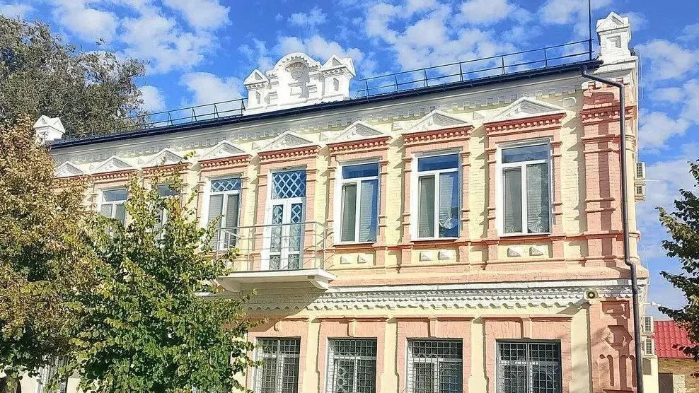 Технадзор Подмосковья контролирует капремонт административного здания в Херсоне