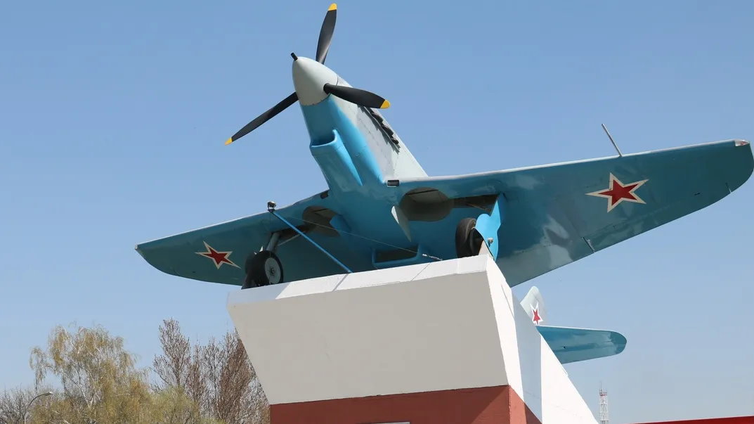 В Кашире отремонтируют памятник «ЯК-9»