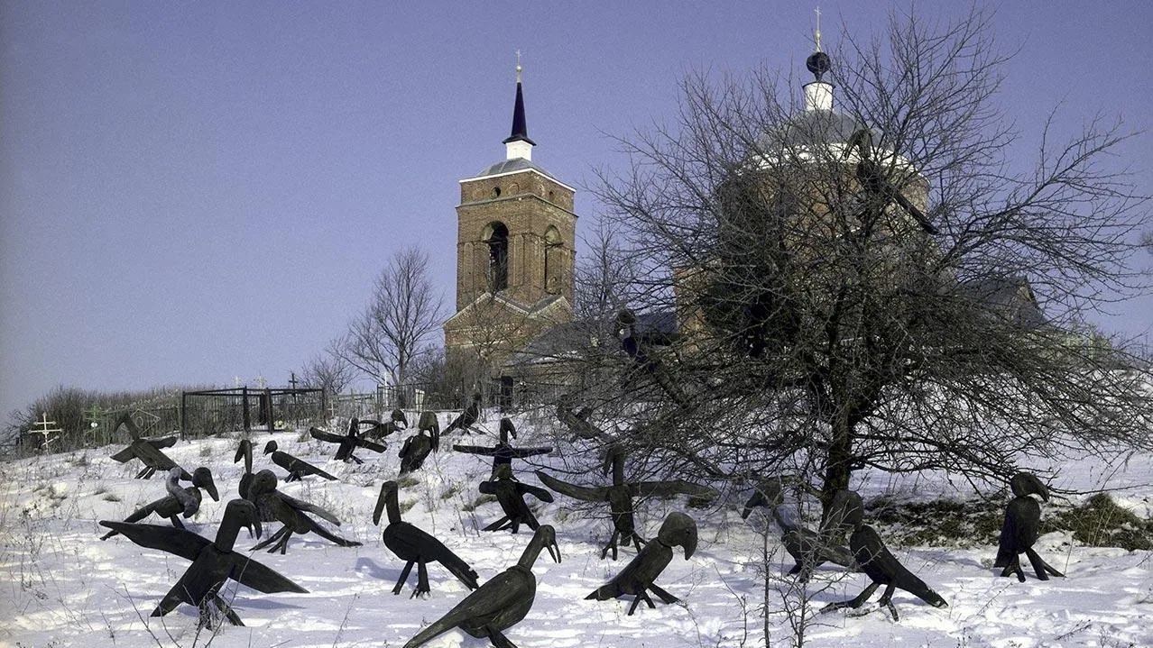 Николай Полисский. Грачи прилетели. 2008. Инсталляция, объекты. Собрание автора.