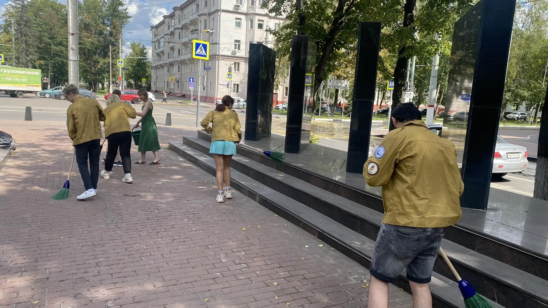 Студенты колледжа «Подмосковье» приняли участие в акции «Поклонимся великим тем годам»