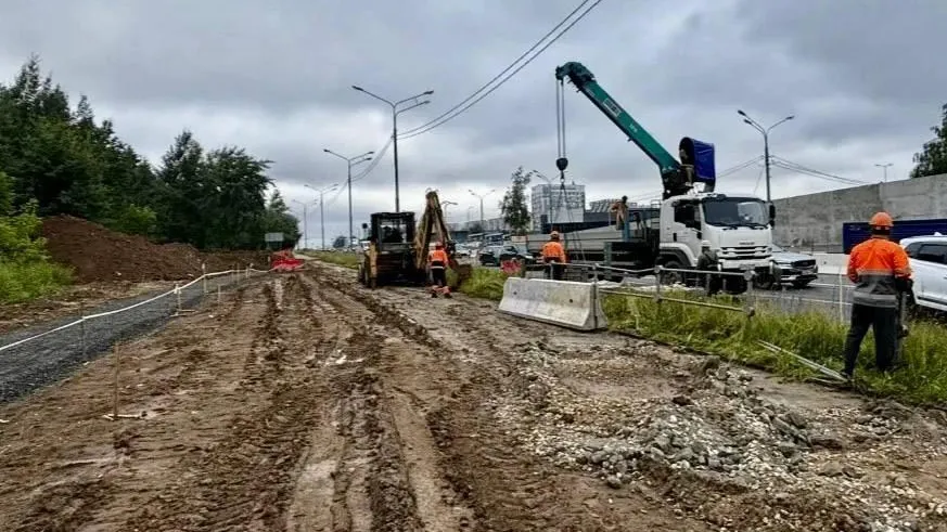 В Мытищах начали строить временную дорогу у Волковского путепровода