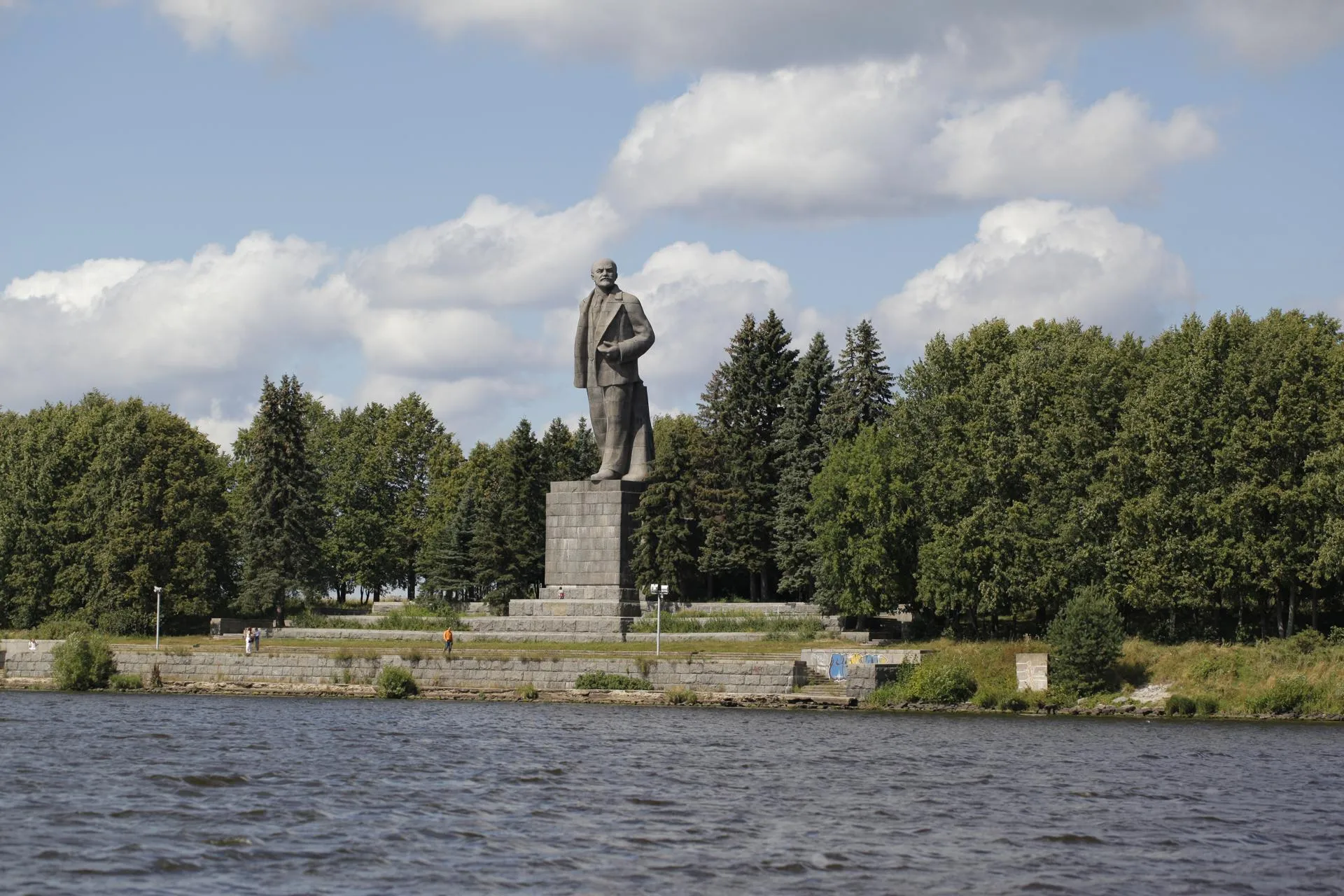 Артем Рязанцев