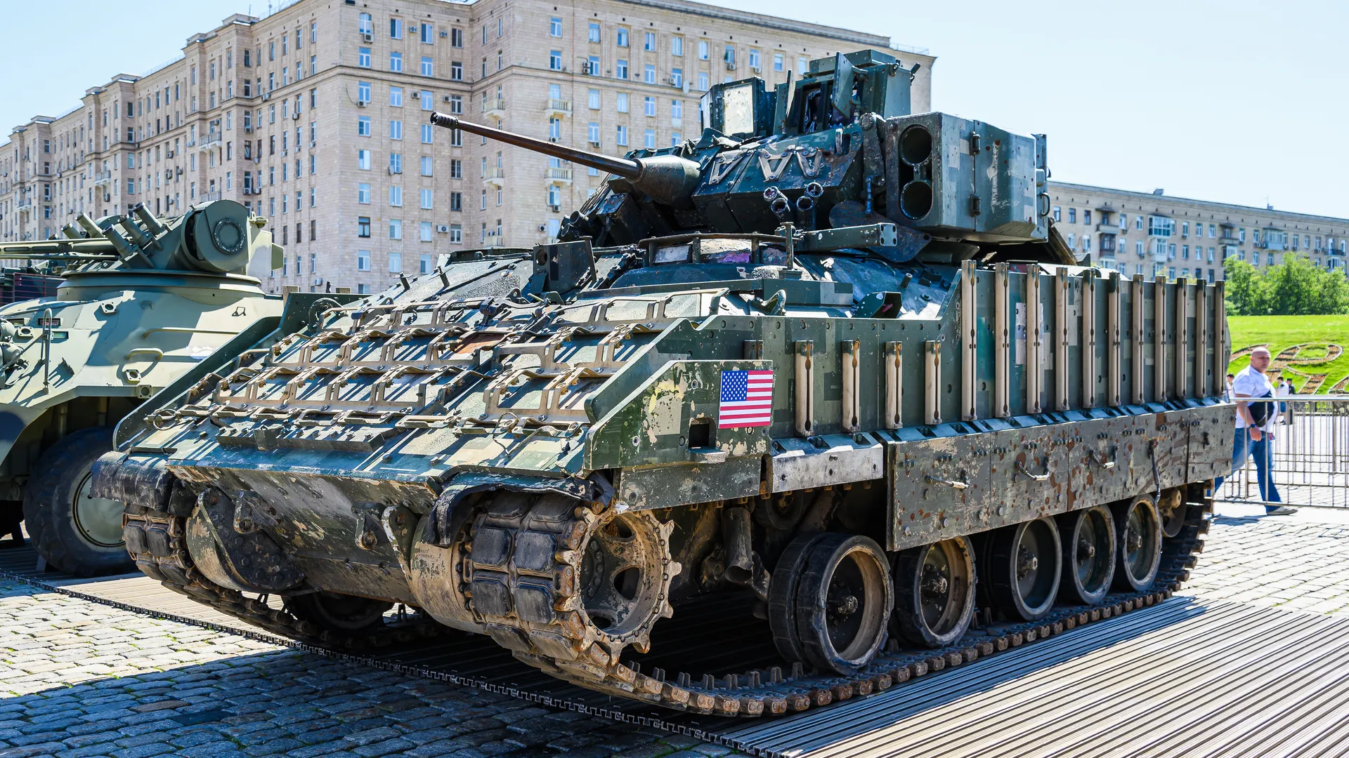 Белый дом: США могут возобновить помощь Киеву при успехах в переговорах