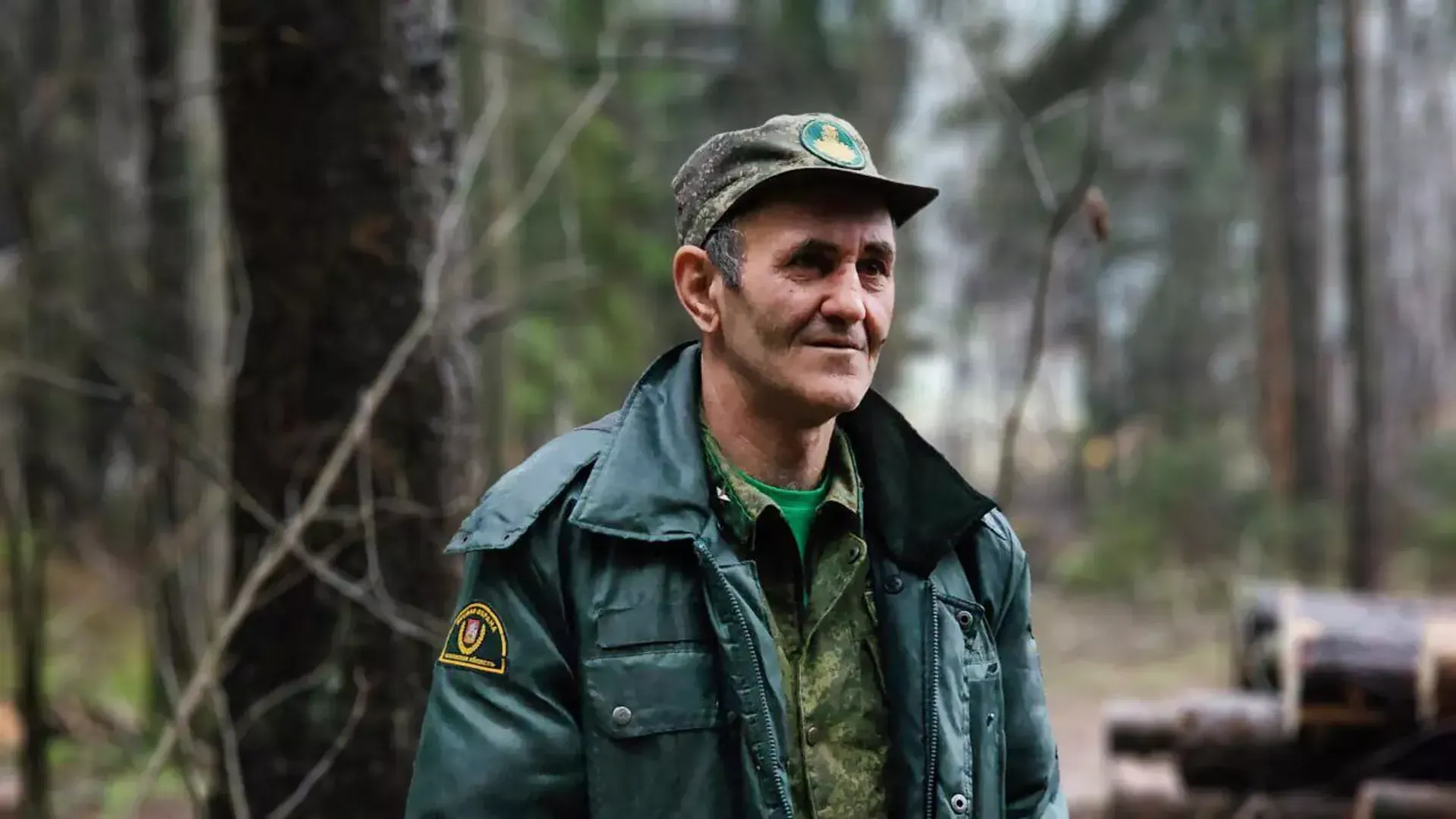 Лесничий из Подмосковья нашел главную елку для Кремля и получил автомобиль