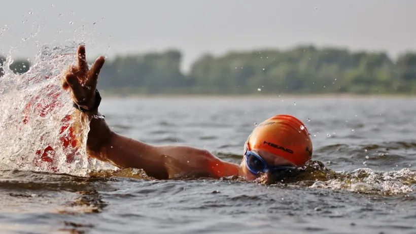 Свыше 200 спортсменов приняли участие в соревнованиях по плаванию Open Water в Подмосковье