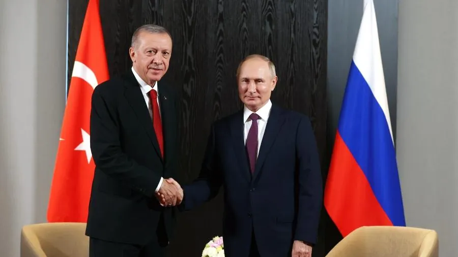 Песков рассказал о подготовке визита Путина в Турцию